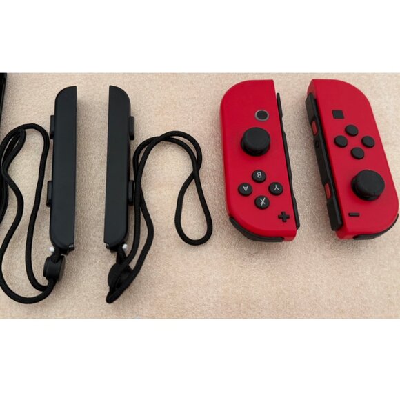 🎮 Nintendo 🎮 Switch Super Mario Odyssey Edition Bundle - Red Joy-Con - Picture 11 of 16